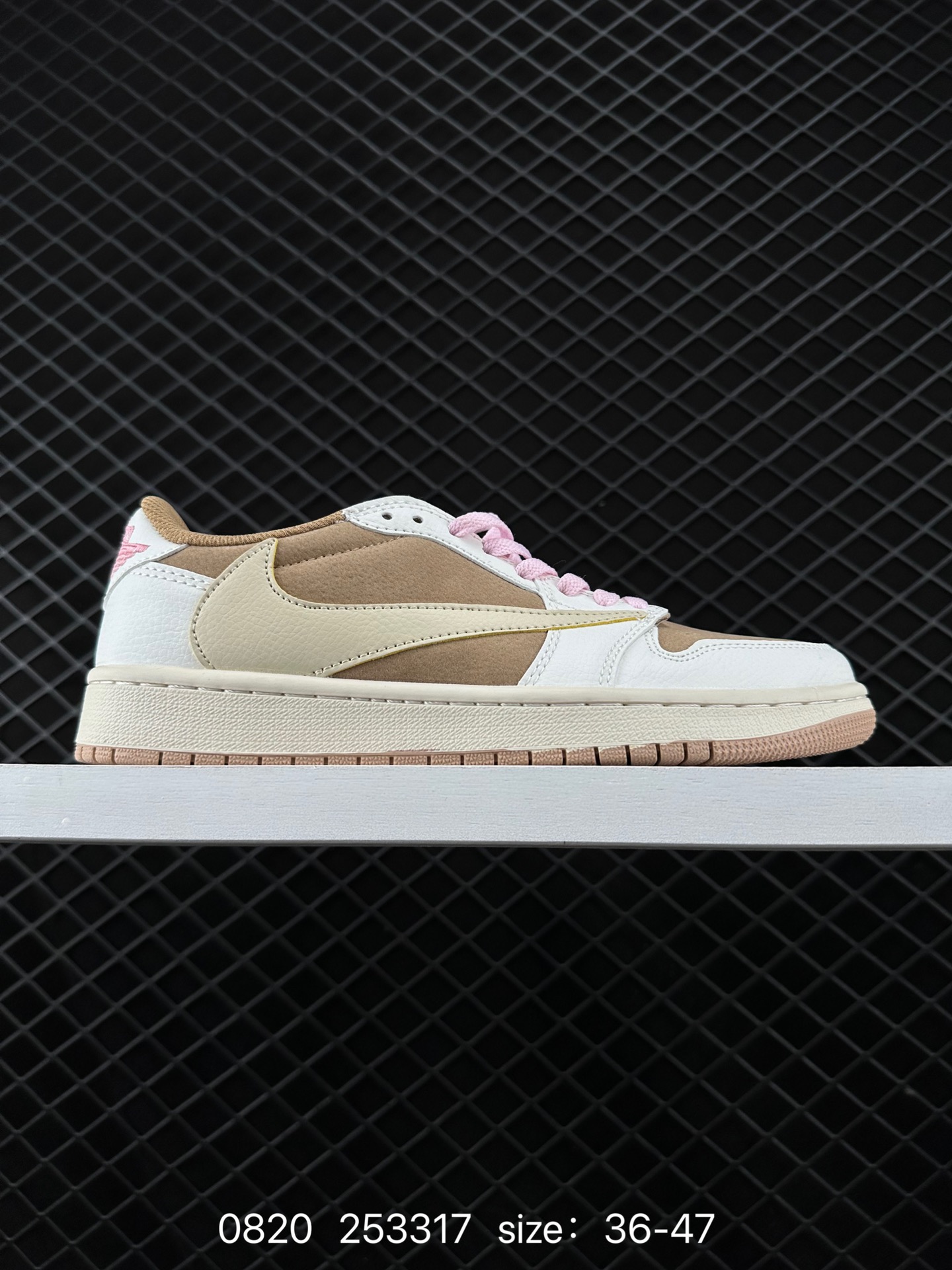 Travis Scott x Air Jordan 1 ” Reverse Mocha “